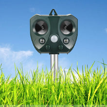 Load image into Gallery viewer, Bug Me Not Solar And Ultrasonic Pest Repeller
