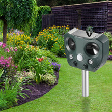 Load image into Gallery viewer, Bug Me Not Solar And Ultrasonic Pest Repeller