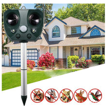 Load image into Gallery viewer, Bug Me Not Solar And Ultrasonic Pest Repeller